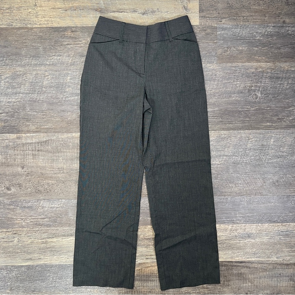 Chico's black straight leg business casual dress pants size 6 short B47